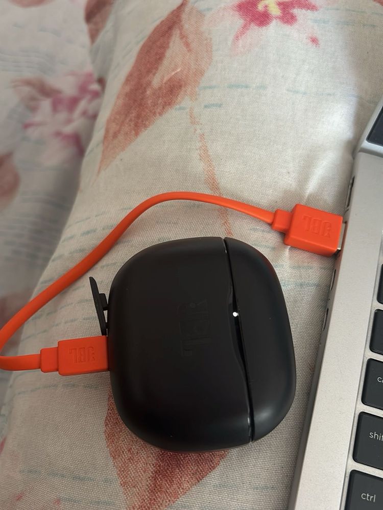 JBL 120 TWS Wireless Earphones