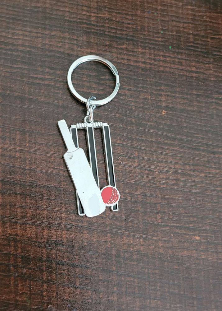 Cricket Bat &amp; Wicket Keychain