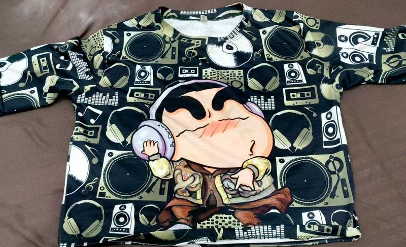 Shinchan Graphic Crop Tee