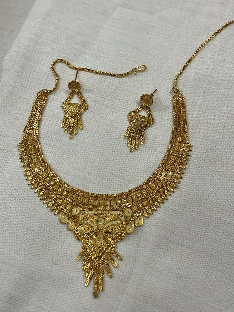Gold Polish necklace Set With Earrings