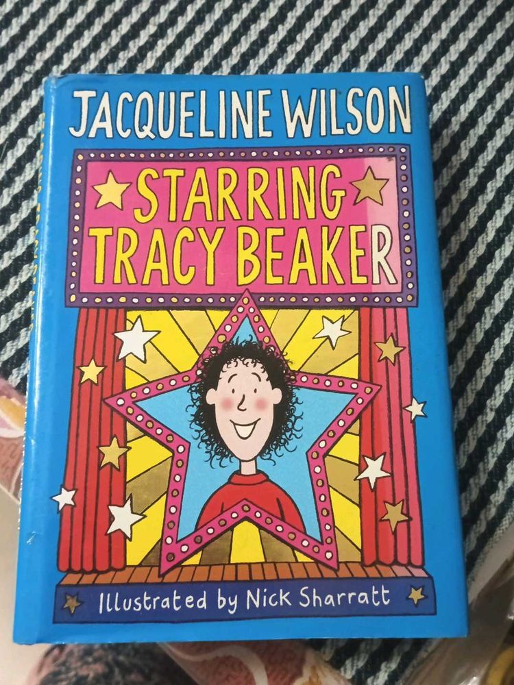Starring Tracy Beaker by Jacqueline Wilson