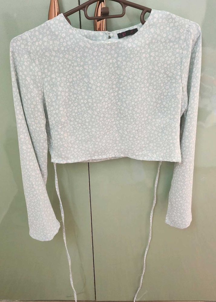 Floral Tie-Back Crop Top