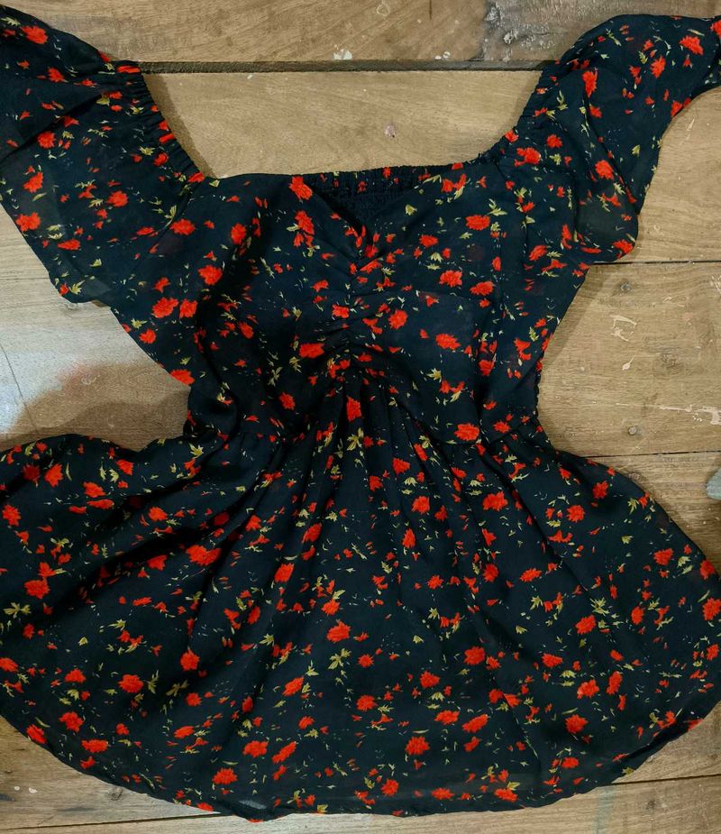 Floral Print Ruffle Mini Dress Black