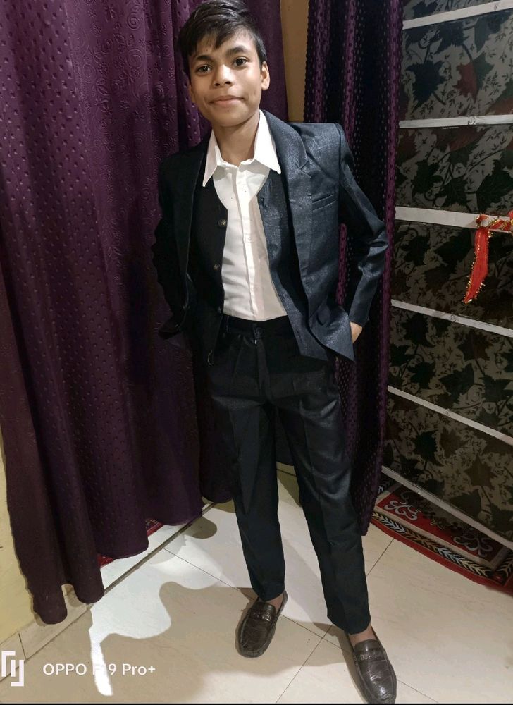 Black Coat Paint 13-14 Year Boy 👦