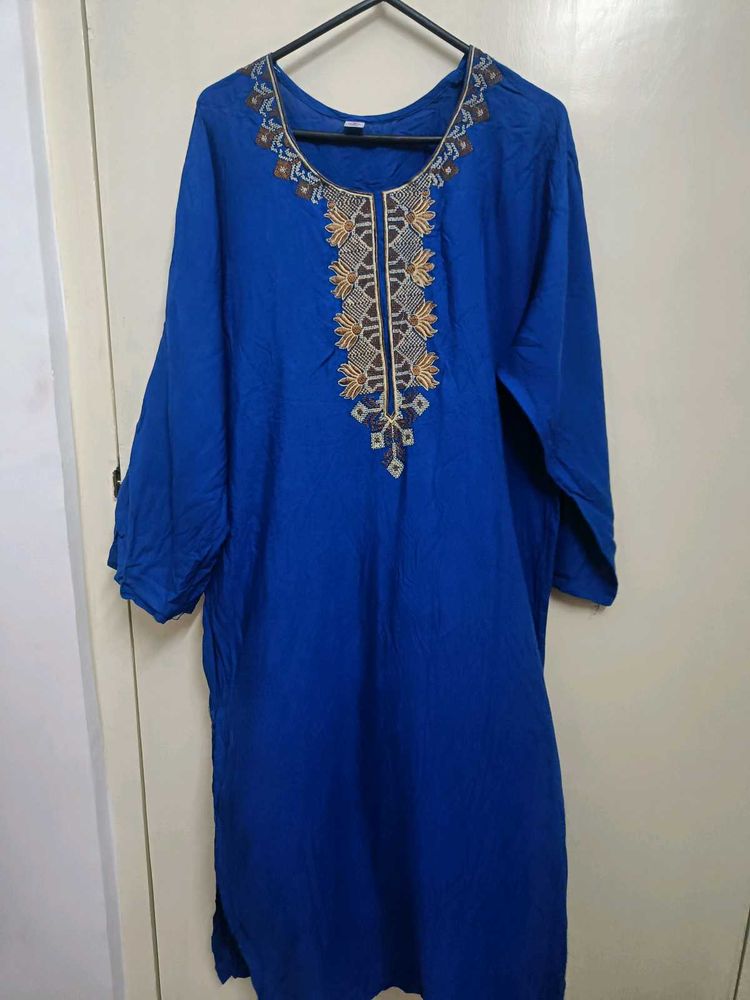 Elegant Blue Embroidered Kurta