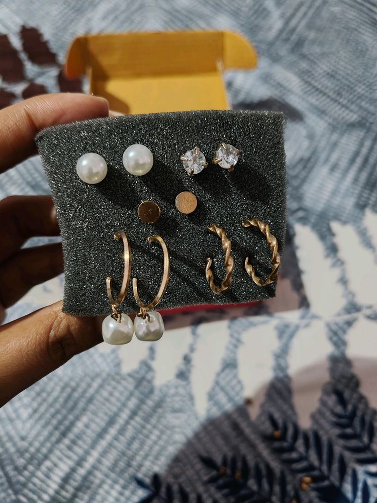 5 Pair Of Western Gold Plated Earrings