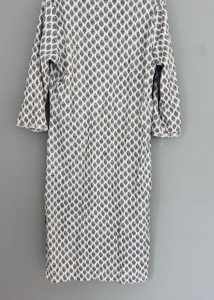 brand new avasa kurthis for sale
