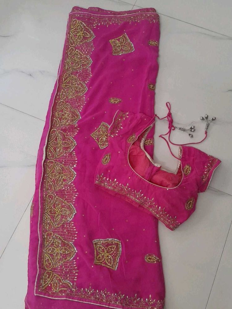 Beautiful Saree With Paded Blouse Xs Small Size