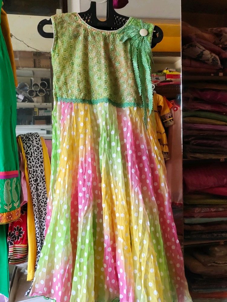 Multicolour Kurti With Dotted Leggings