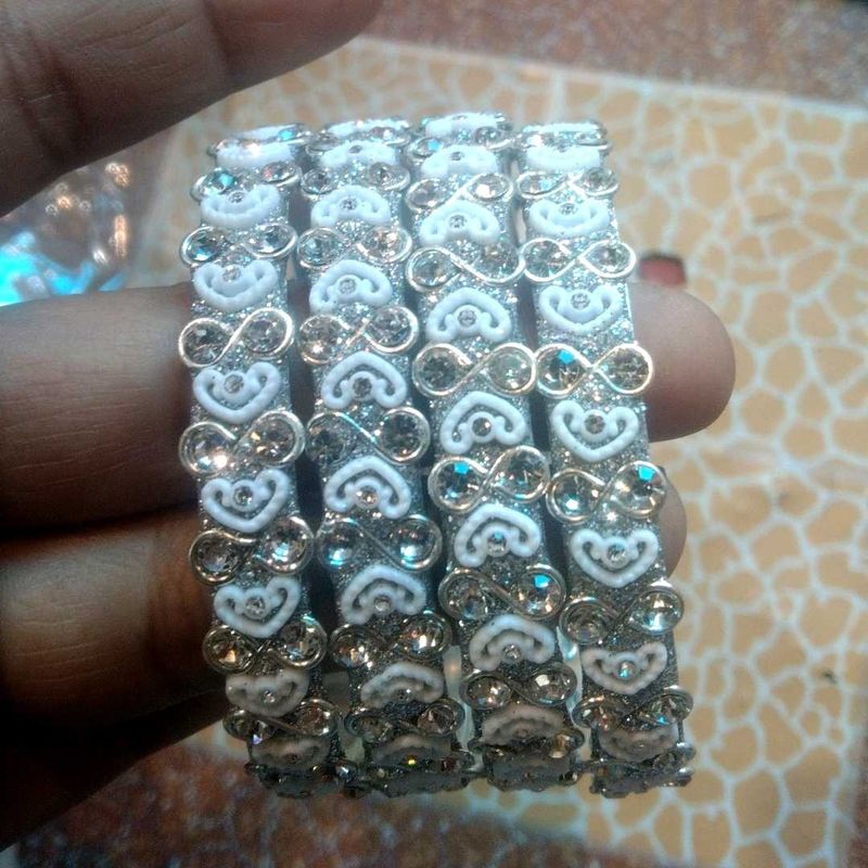 Sparkling Bangle Set