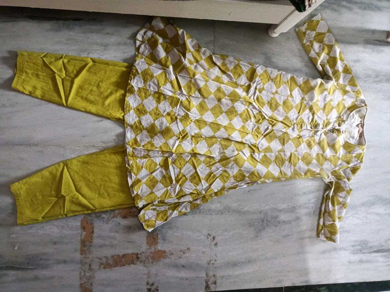 Yellow &amp; White Kurta Set