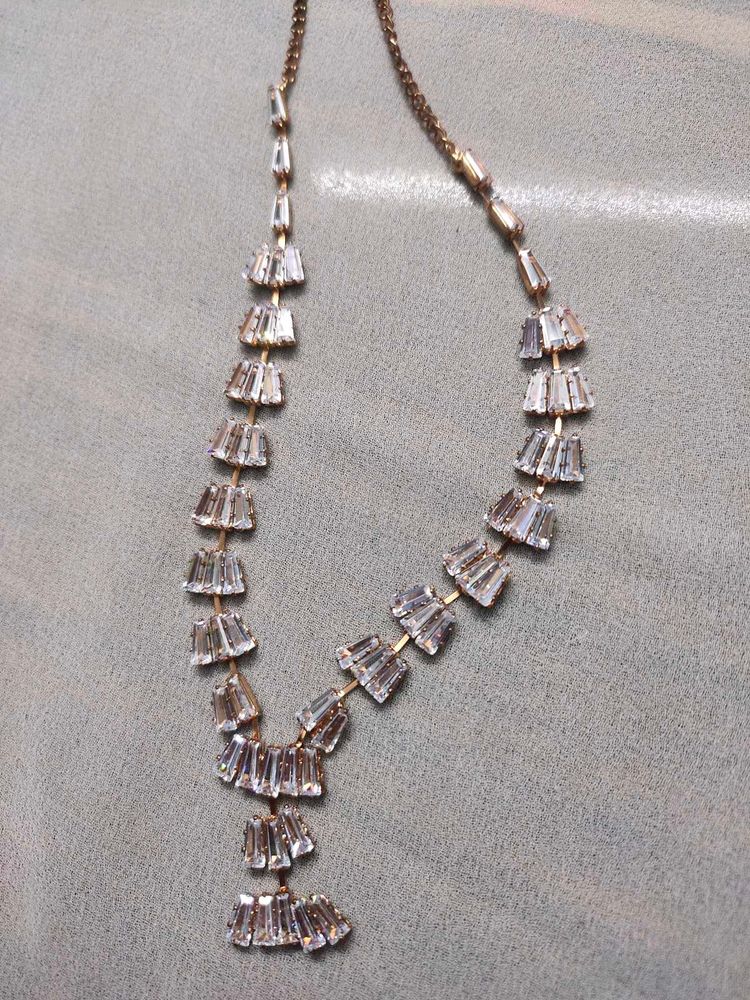 Elegant Crystal Necklace
