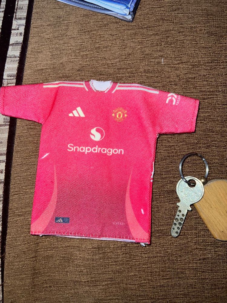 Manchester United souvenir mini jersey