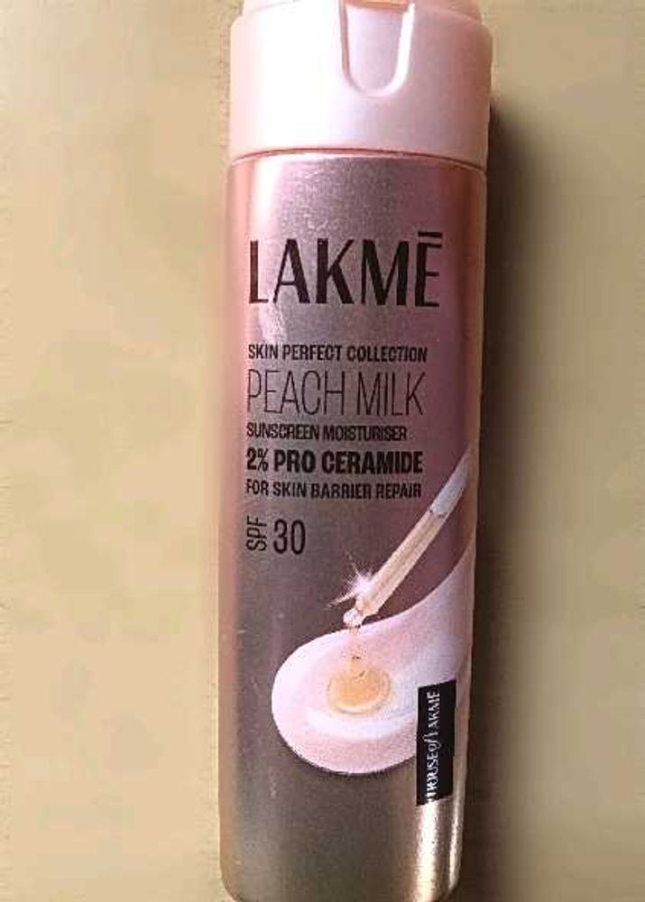 Lakme Peach Milk Moisturizer SPF30