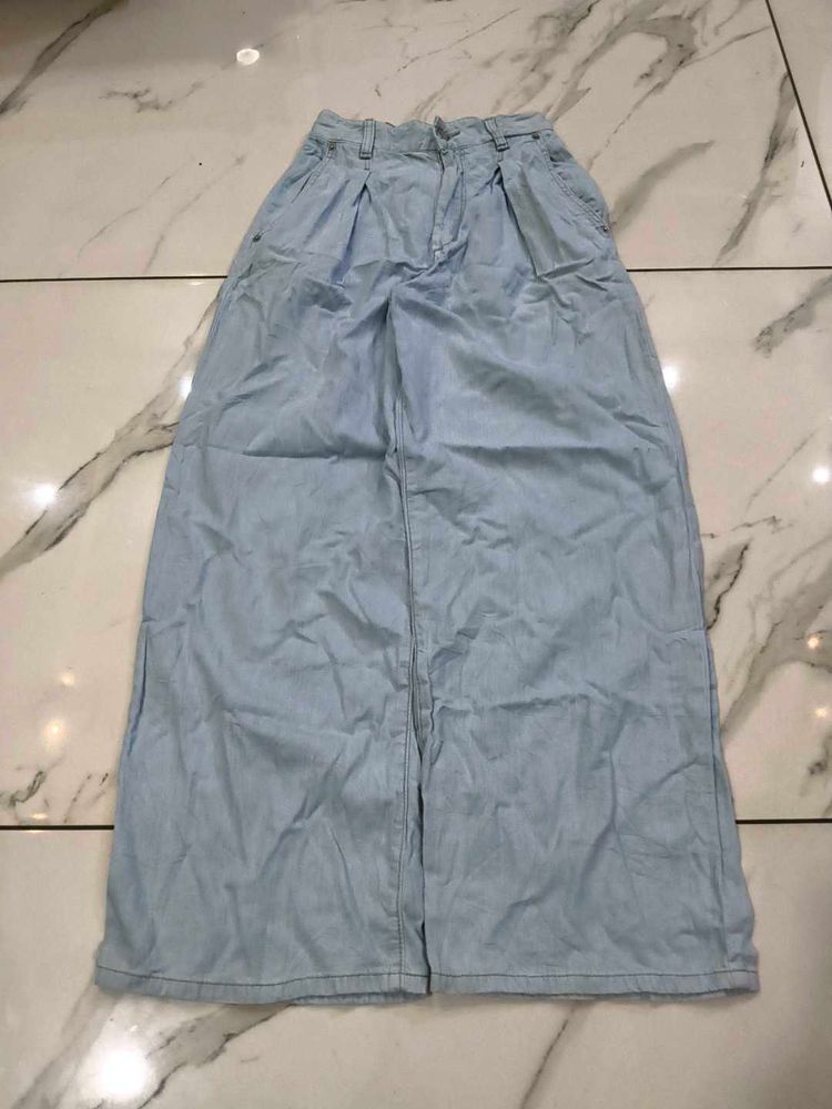 Light Wash Wide Leg Jeans