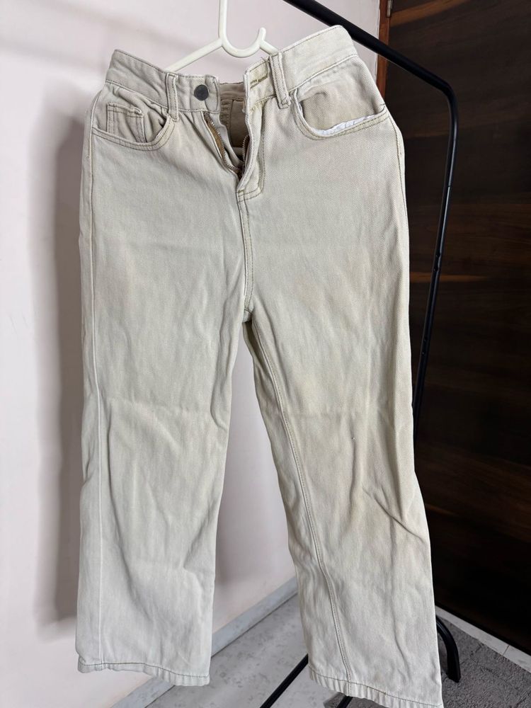 women urbanic brand jeans