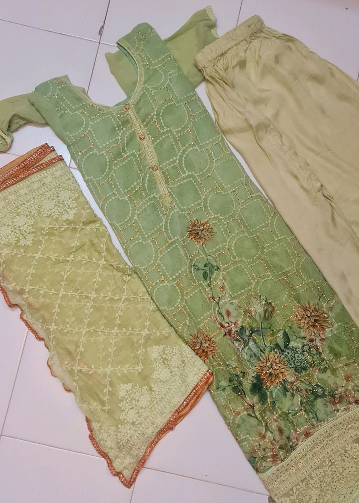 Pure Georgette Pakistani Suit