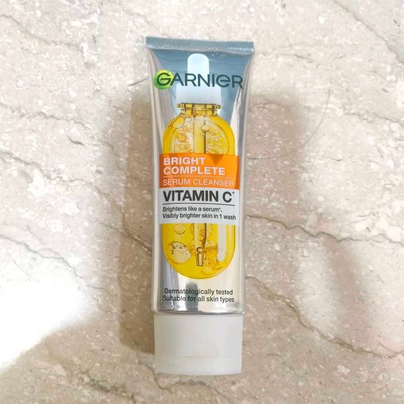 Garnier Bright Complete Serum Cleanser
