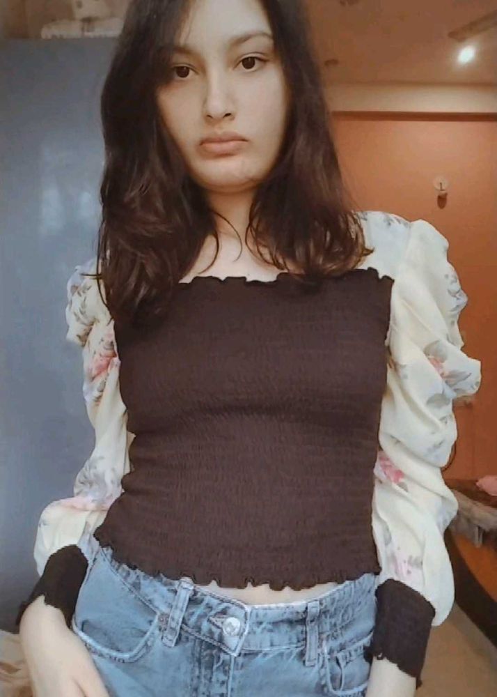 Floral Sleeve Brown Crop Top