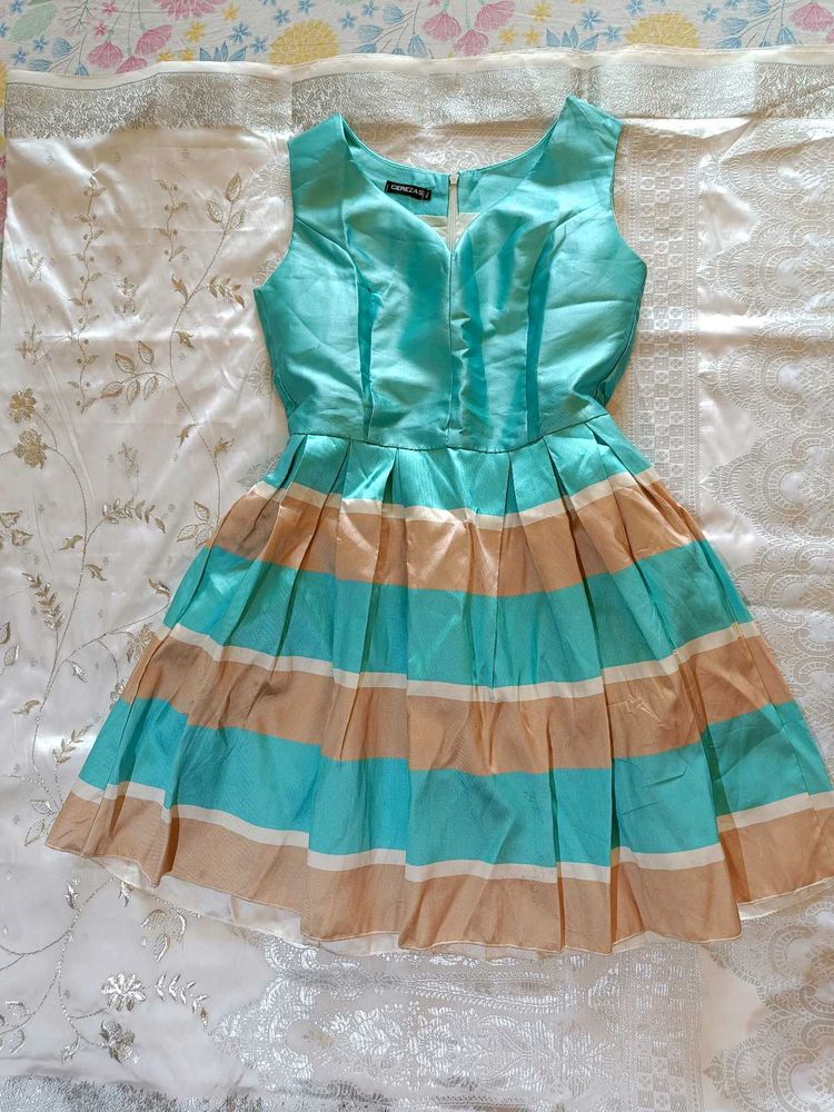 Turquoise &amp; Beige Balloon Dress