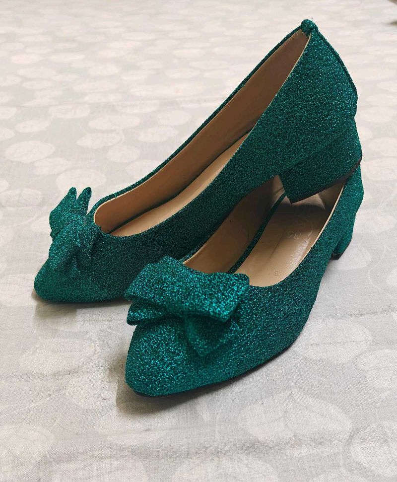 Shoe