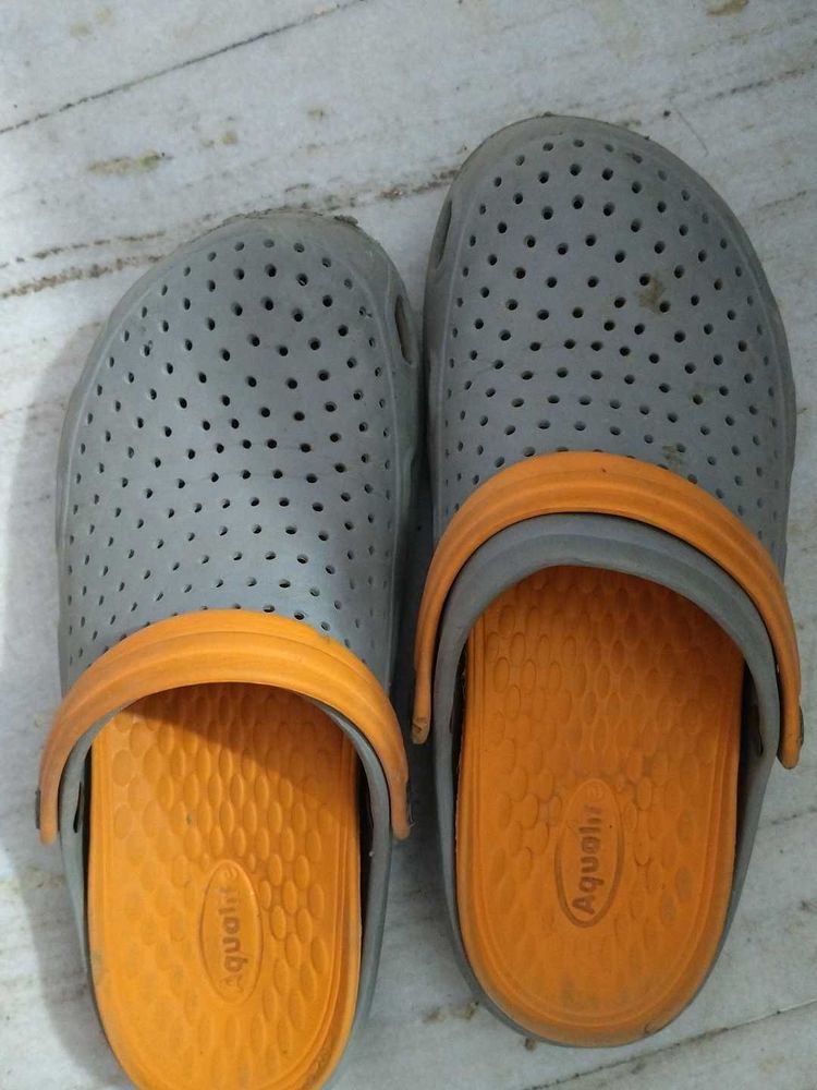 Stylish Grey &amp; Orange Flip Flops aqualite
