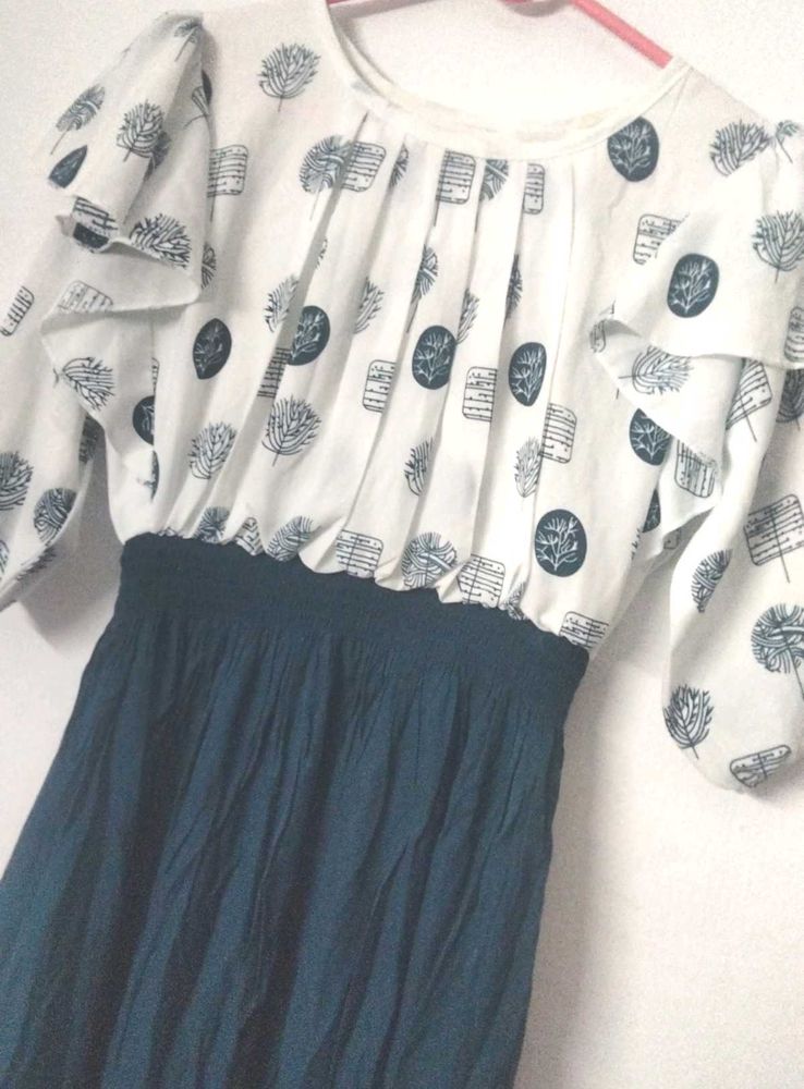 Patterned dress👗❤️
