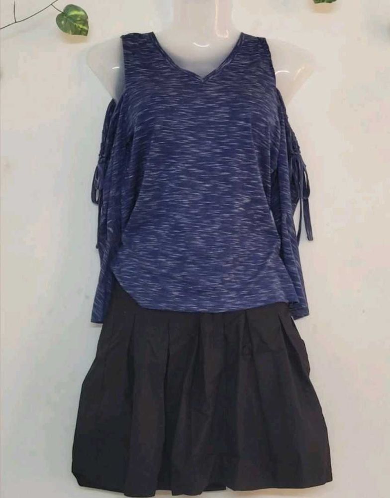 Flare Sleeves Cold Shoulder Top💦