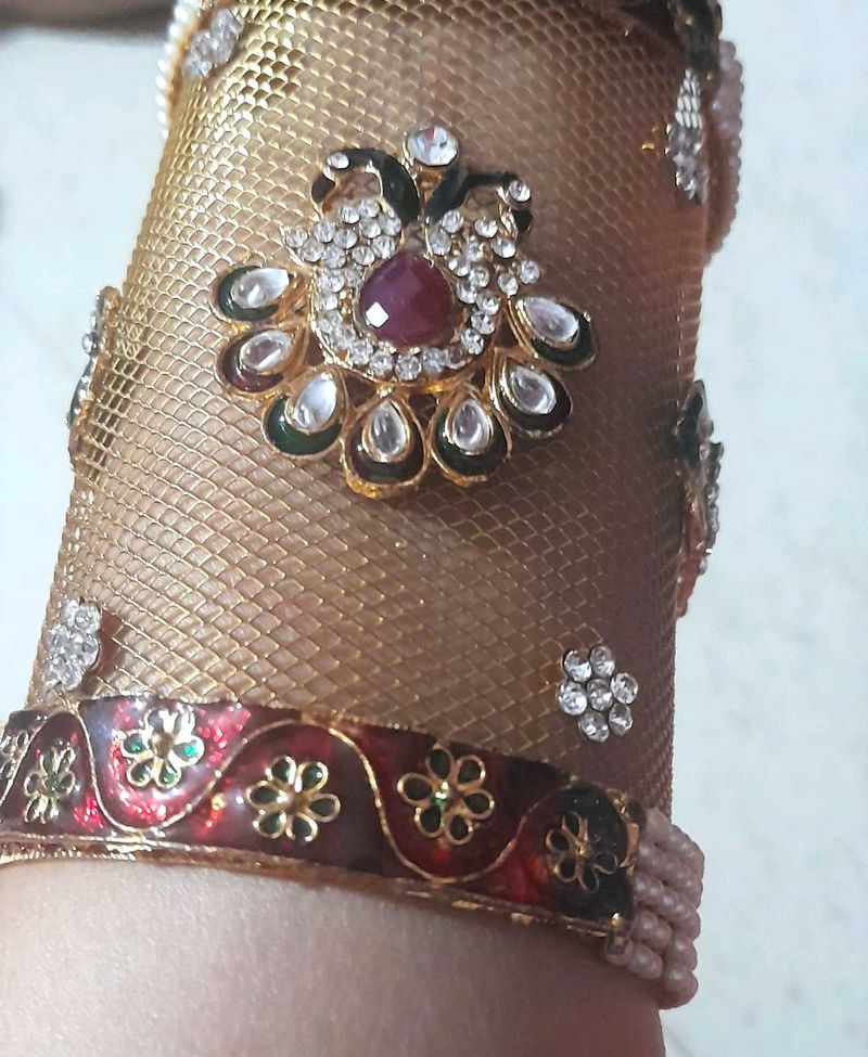 Bracelet