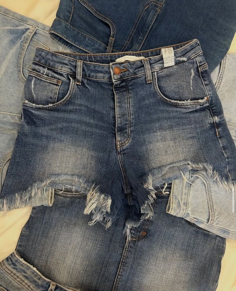Denim Frayed Hem Shorts