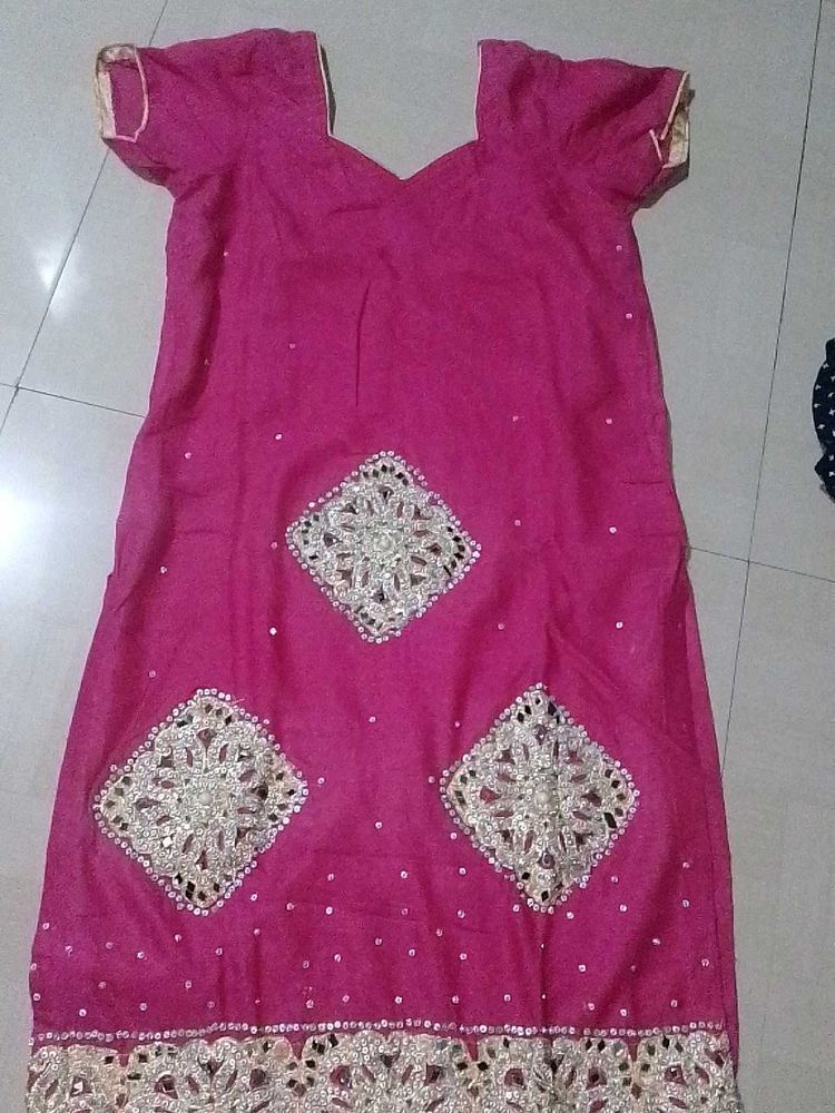 Pink Embroidered Kurta