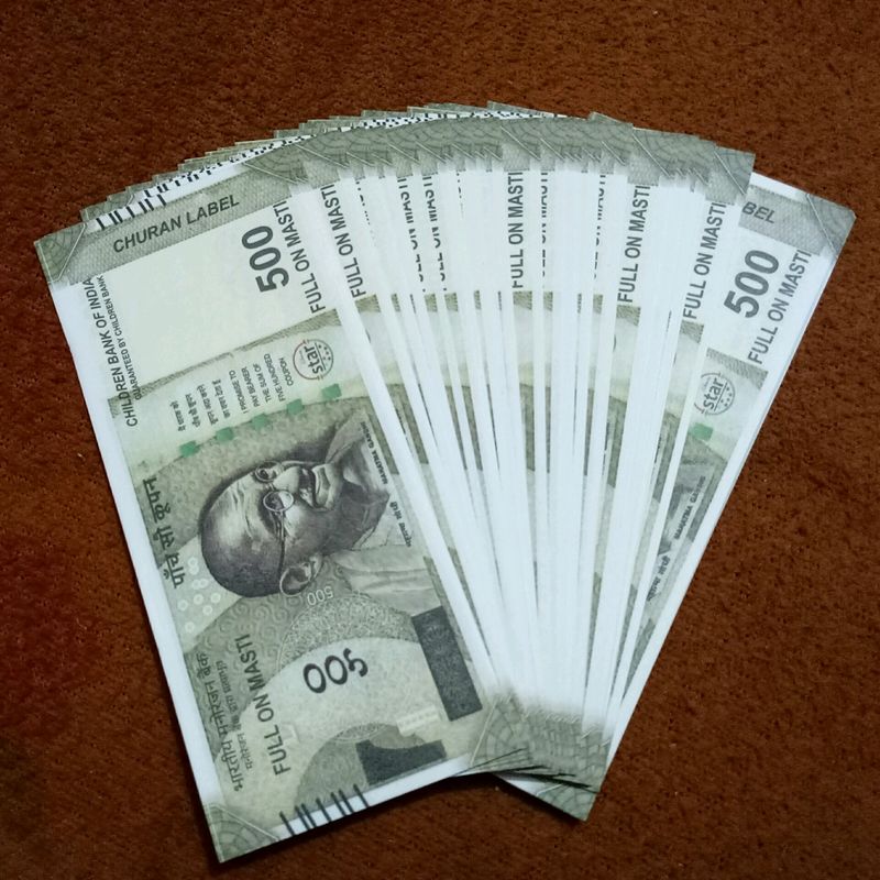 500 R&#39;s K Note Bundle Of joy And happiness