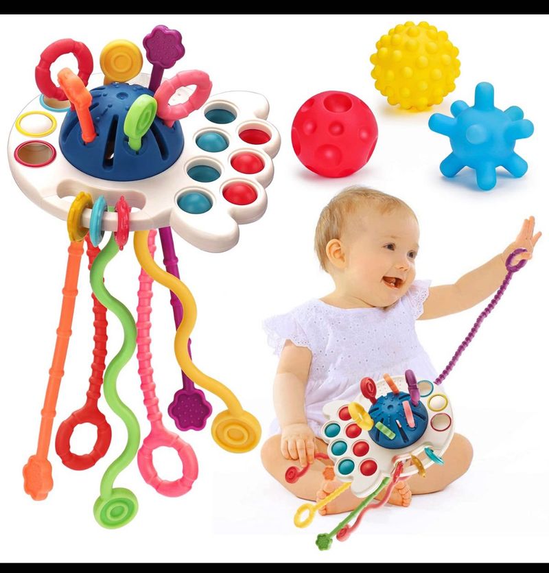 Montessori pull string toy