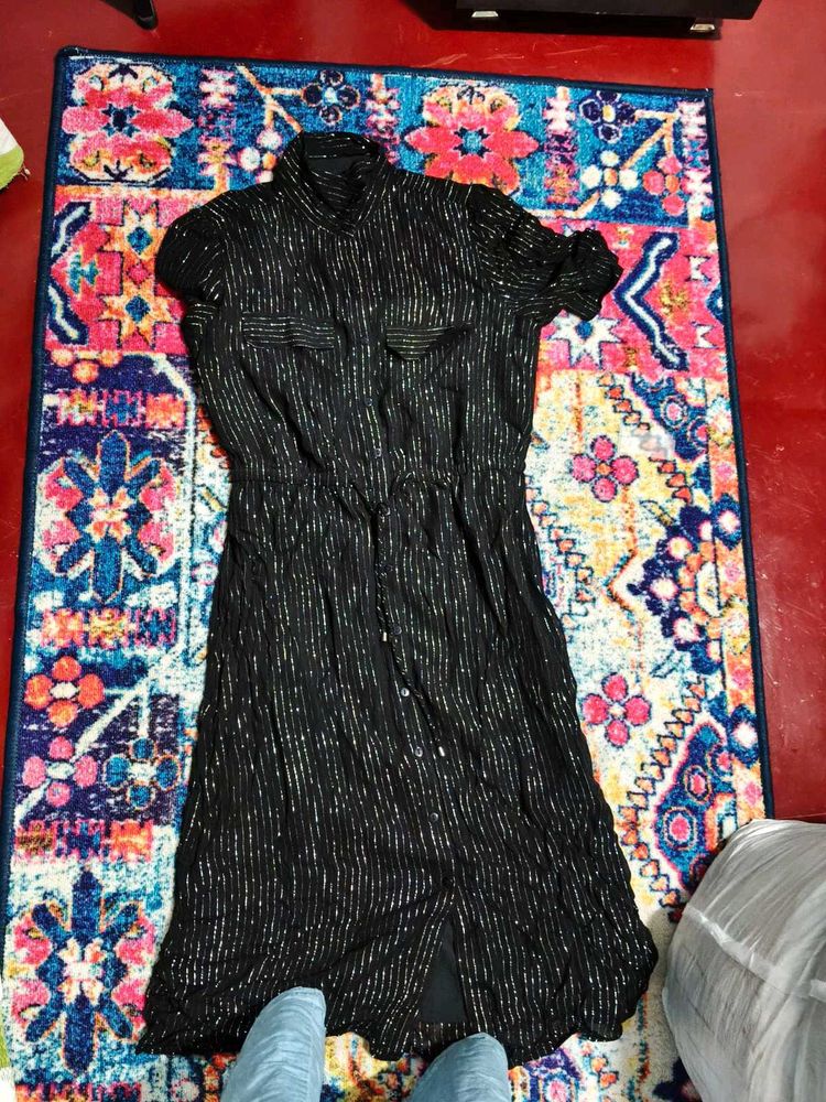 Very Good Looking Dress In Size M