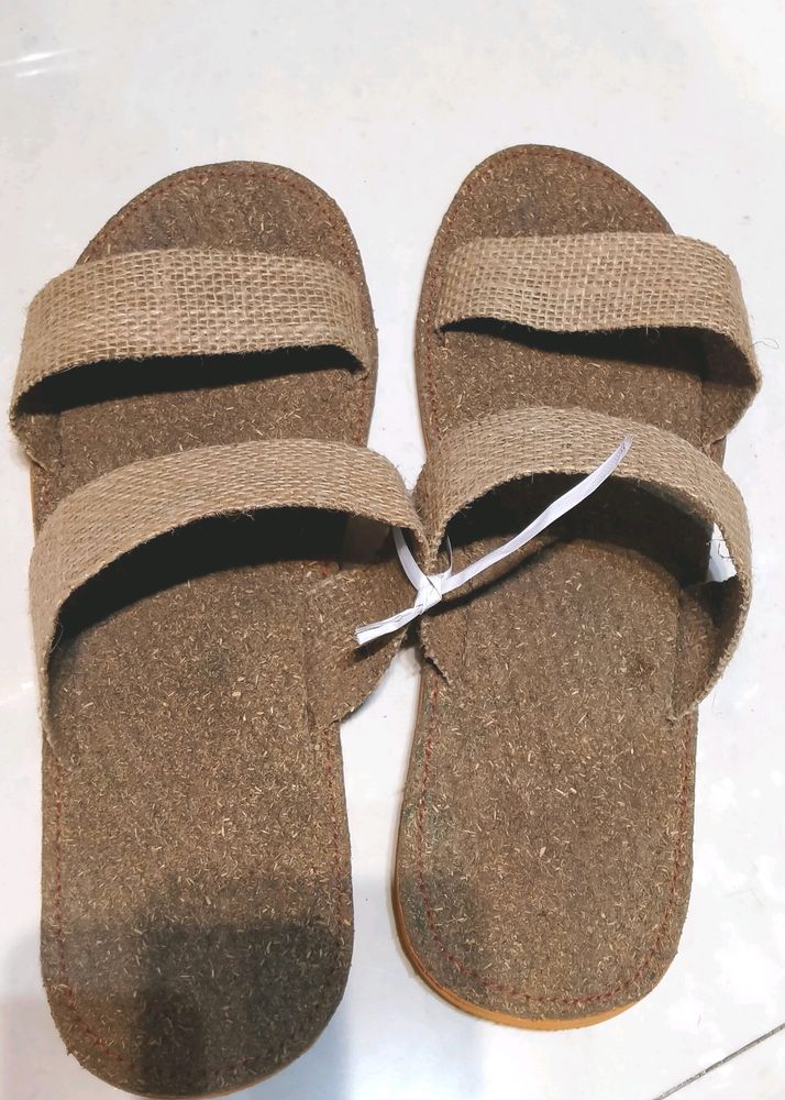 10&#34; Mans Chappal Made From PANCHGAVYA.