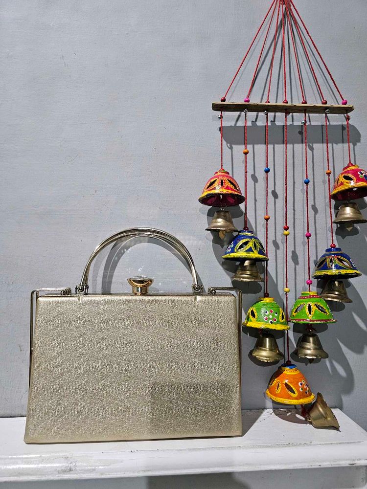 Ethnic Handbag For Wedding Season