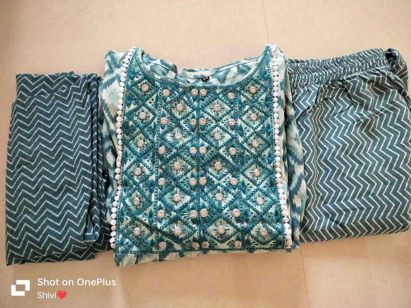 Nyra Cut Kurta With Pant And Dupatta