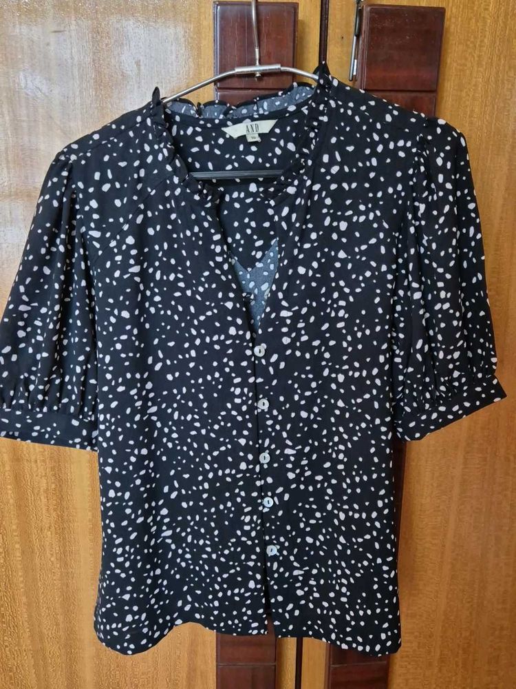 Black &amp; White Print Top