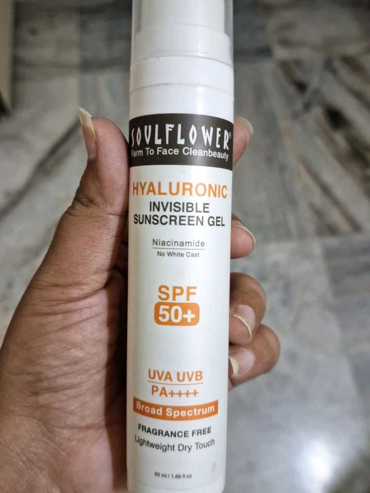 Soulflower Hyaluronic Invisible Sunscreen SPF 50+