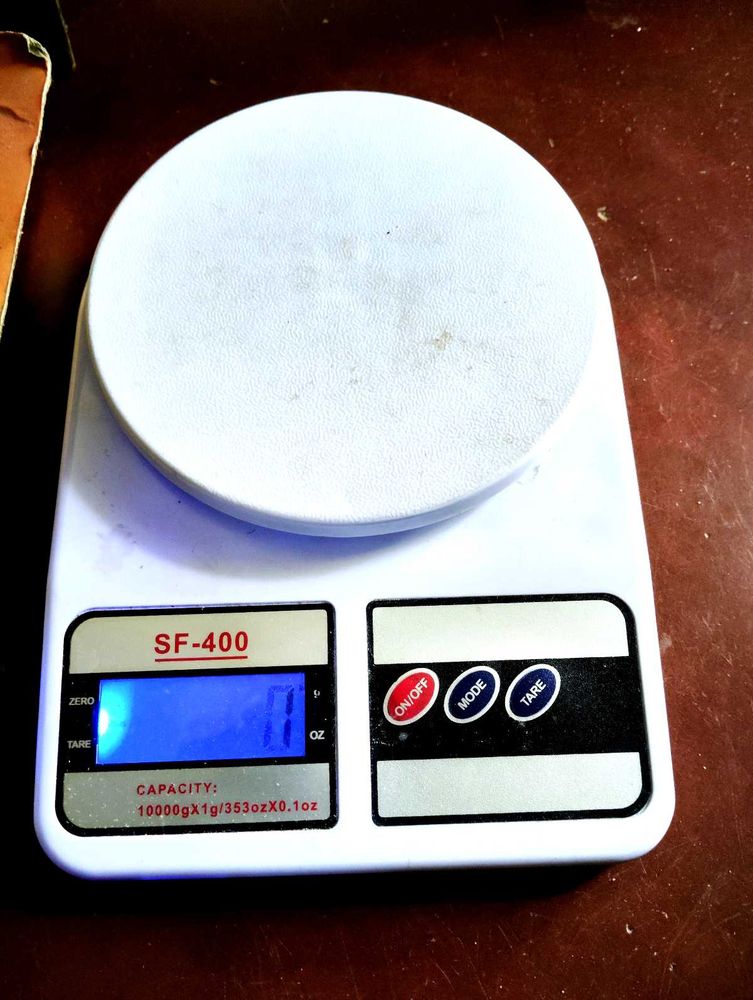 Weighing Scale 5kg Little Error Used