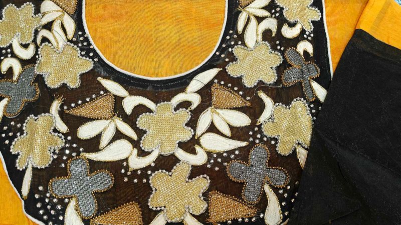 Embroidered Suit Piece With Lower Nd Duppata