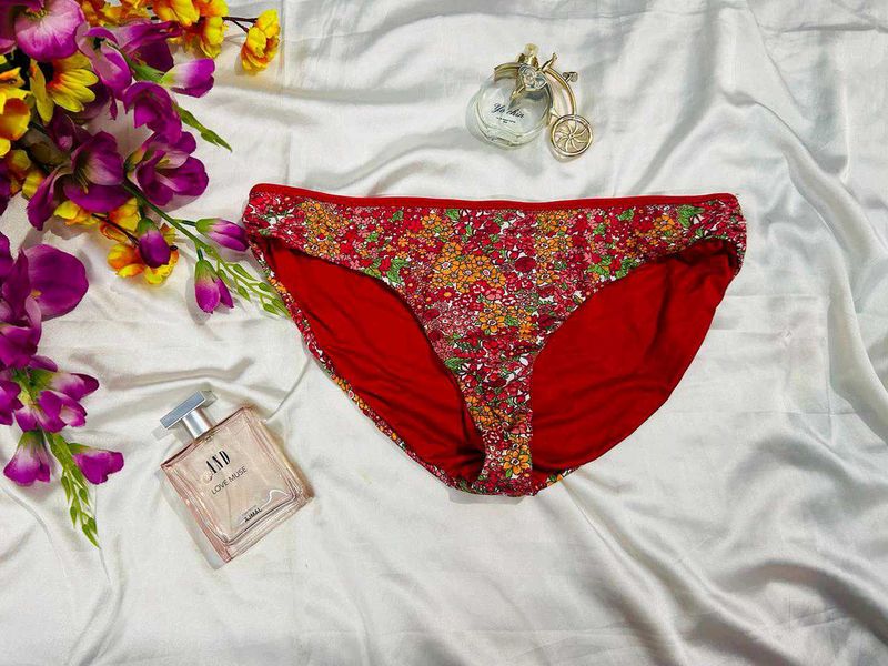 🇳🇿💫 💕 Floral Print Briefs