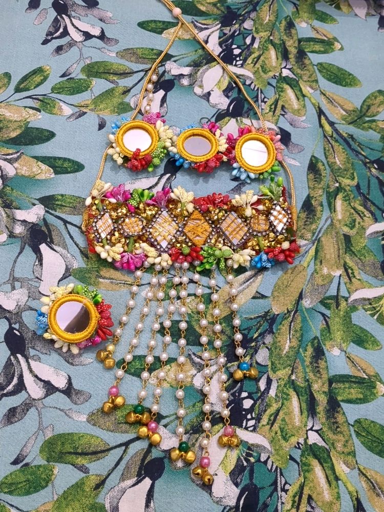 Haldi Ceremony Mirror Jewelry For Brides