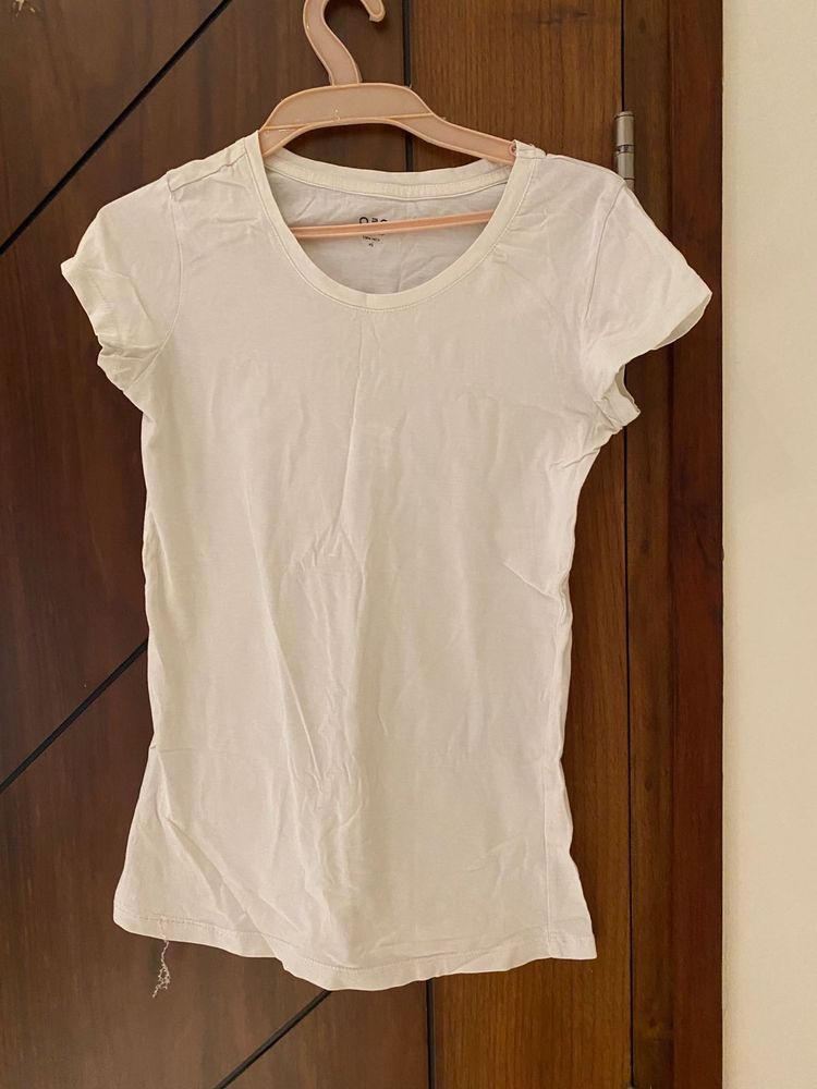 Plain White Tshirt