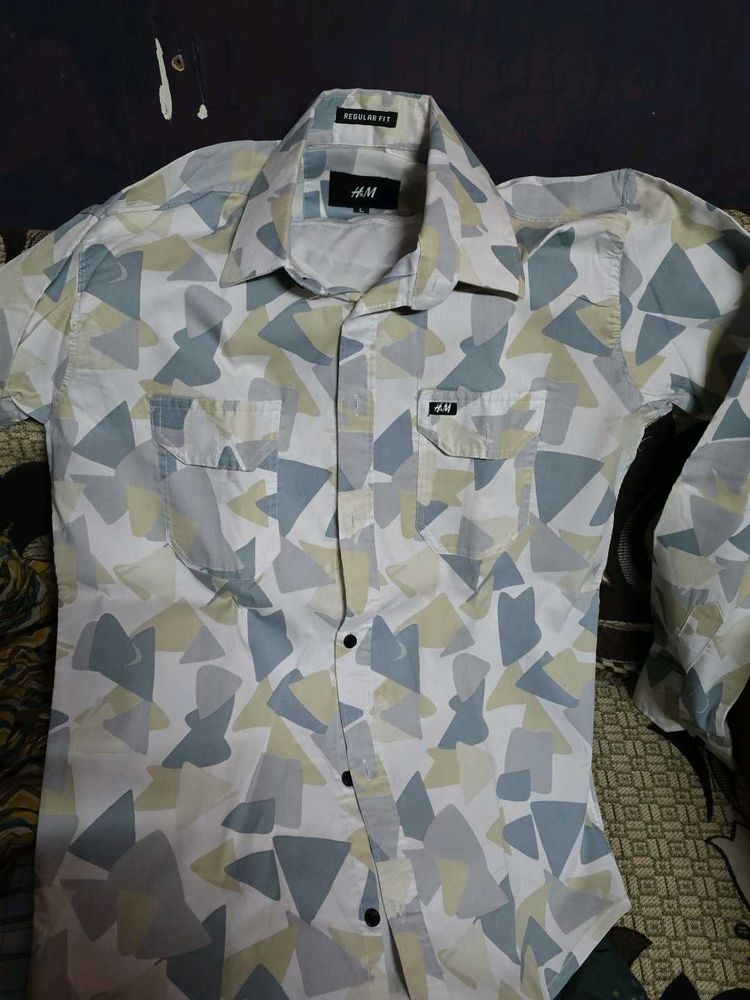 H&amp;M Patterned Casual Shirt