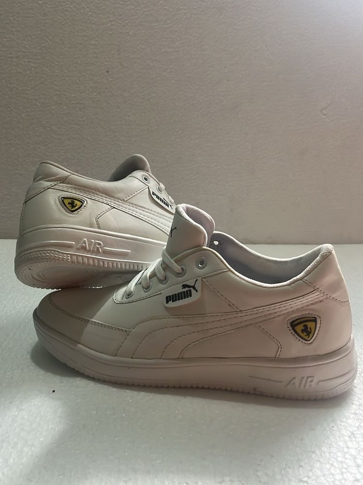 Puma Sneakers