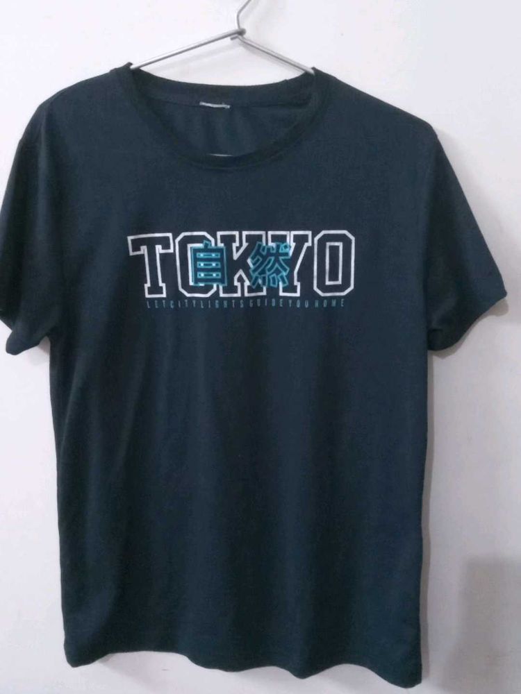 Tokyo Graphic Tee