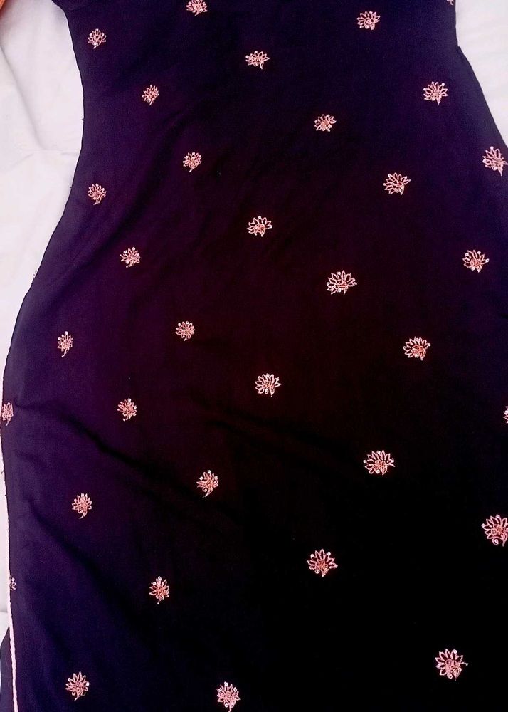 Embroidered Black Kurti