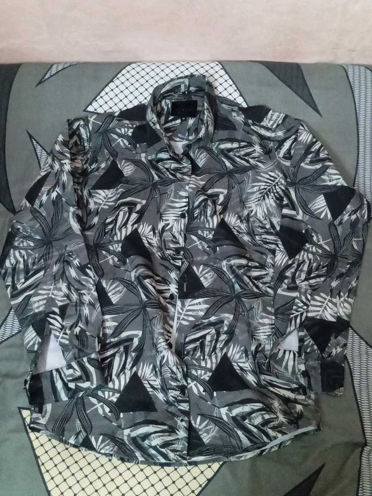 Patterned Men's Shirt