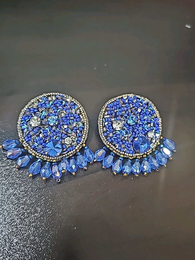 Everstylish.com Blue Earrings